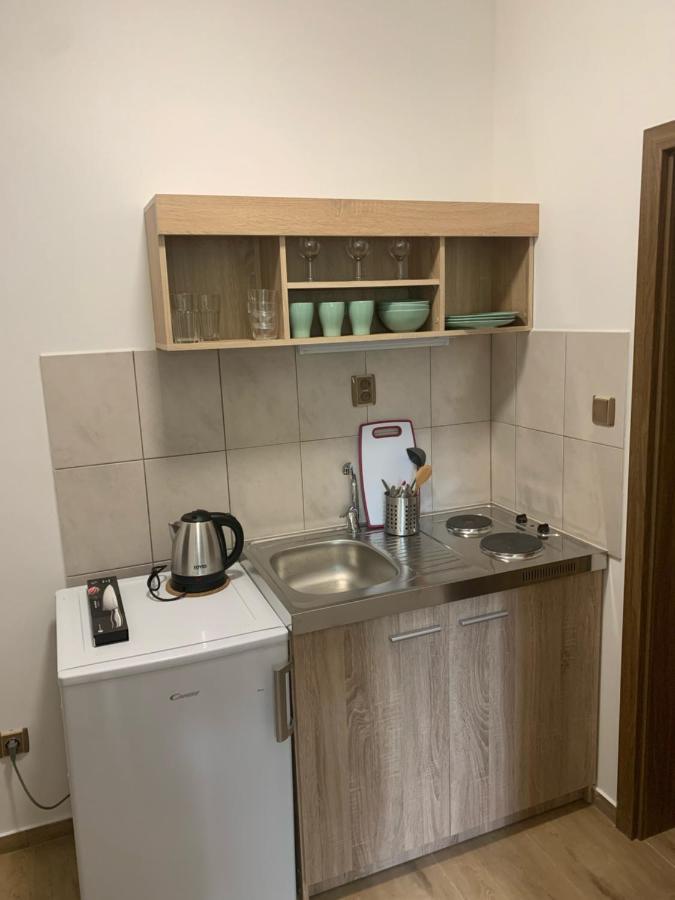 Hotel Cafe De La Creme Kuzelov Zewnętrze zdjęcie